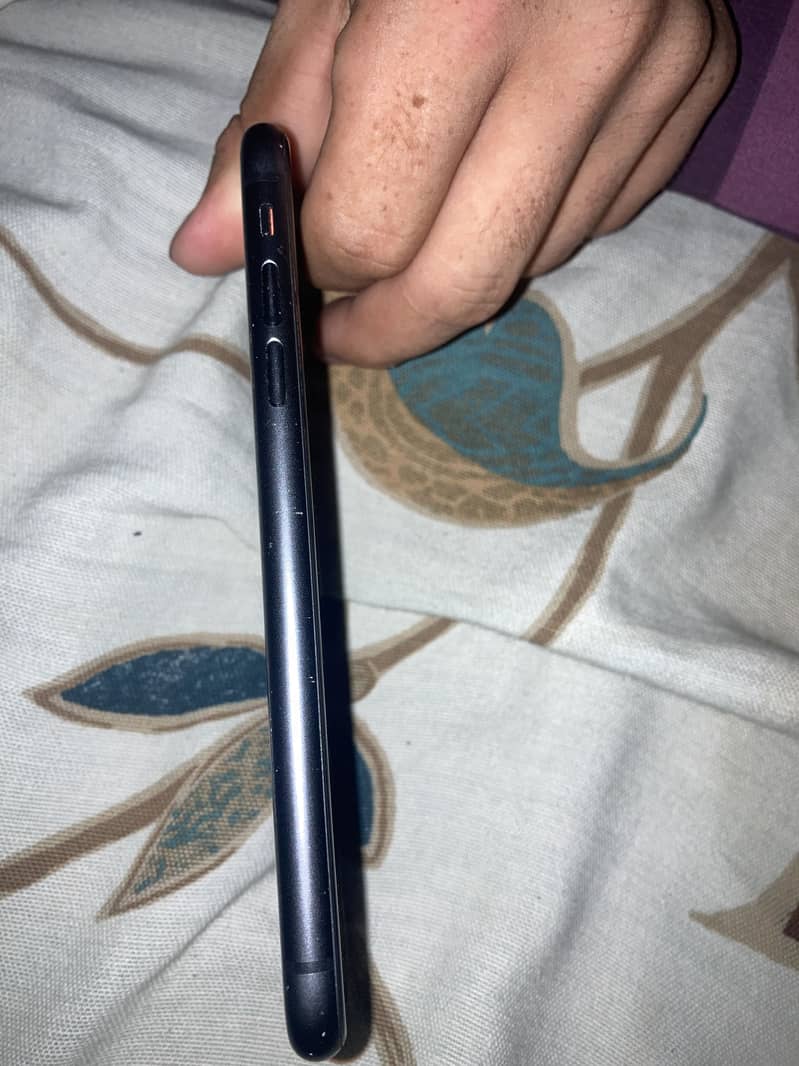 Apple iPhone 11 1