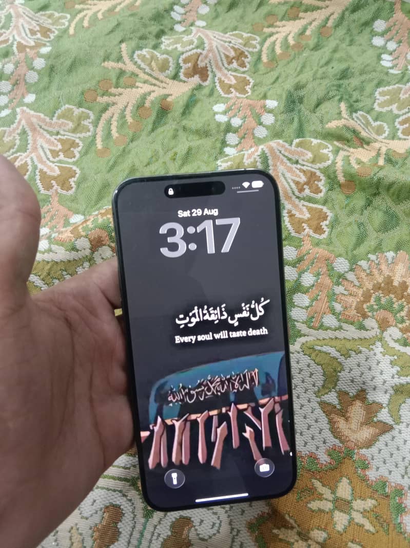 Apple iPhone 15 Pro Max 2