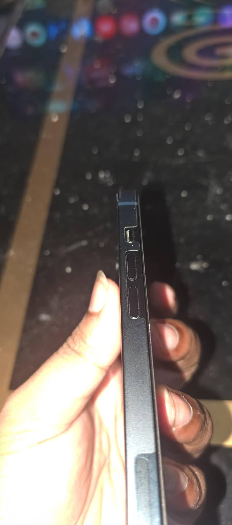 Apple iPhone 13 2