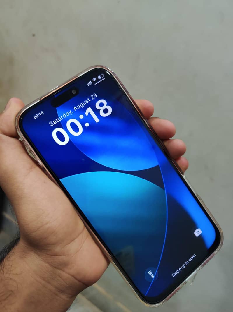 Apple iPhone 17 Pro Max 1