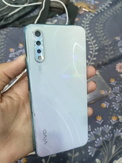 Vivo S1