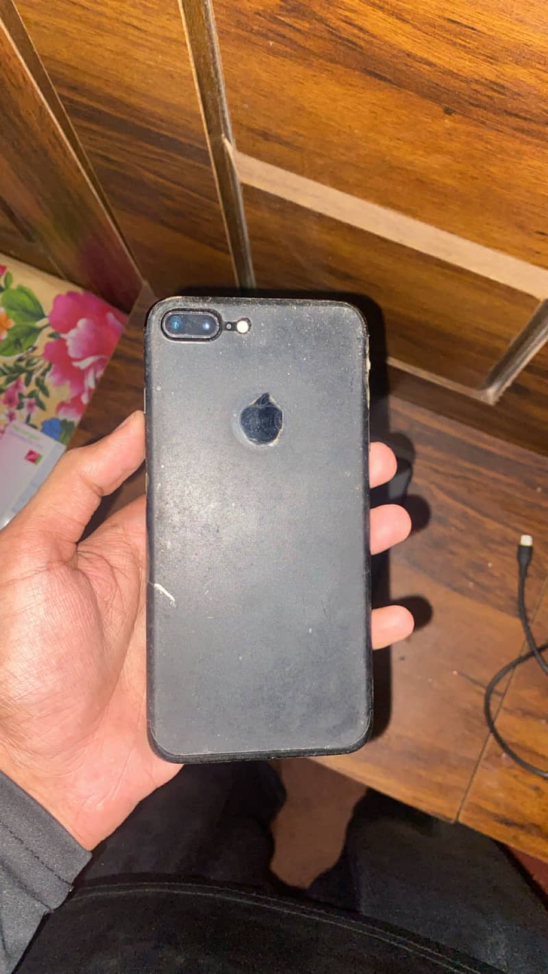 iPhone 7 Plus 2