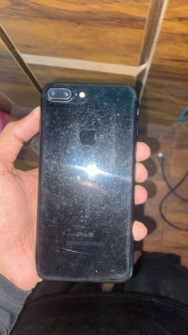 iPhone 7 Plus 4