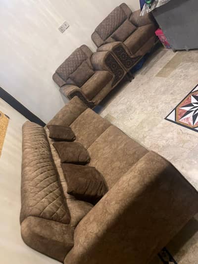 5 seater sofa set like a new