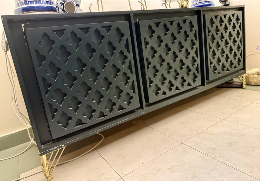 Buffet cabinet 2