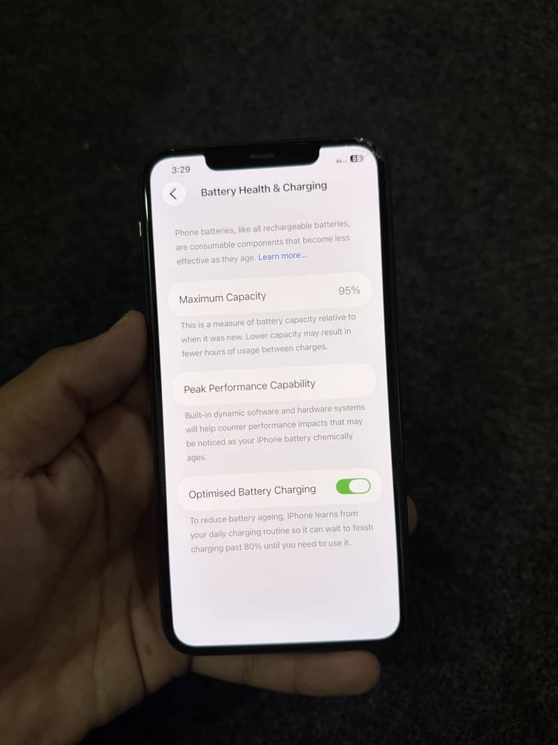 Apple iPhone 11 Pro Max 9