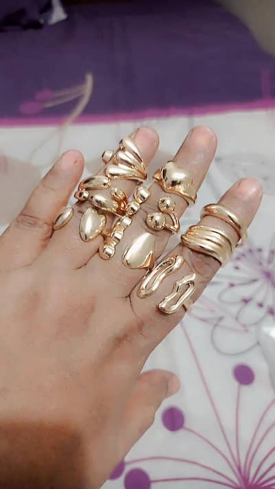 new trendy imported fashion jewellery.