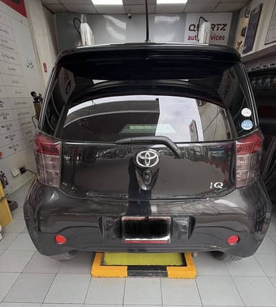 Toyota iQ 2010