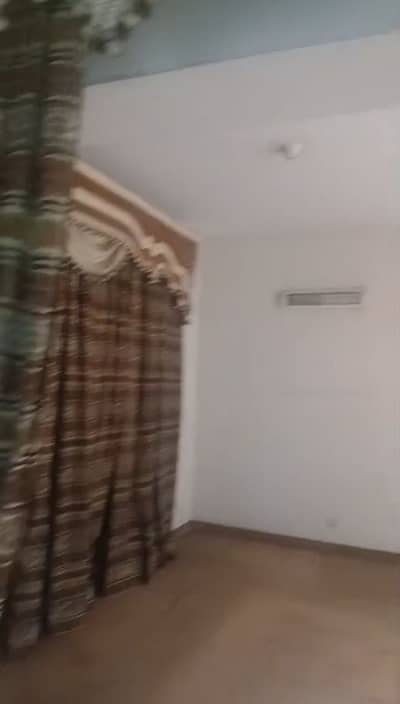 1 Kanal House For Rent In Gulbrg 3 For Office + Family