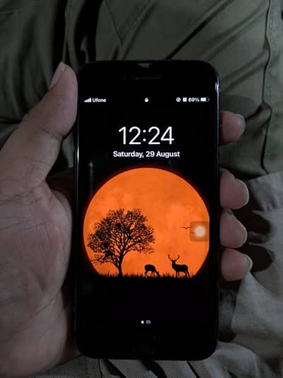 Apple iPhone 7. Whatsapp (0337 3975965)