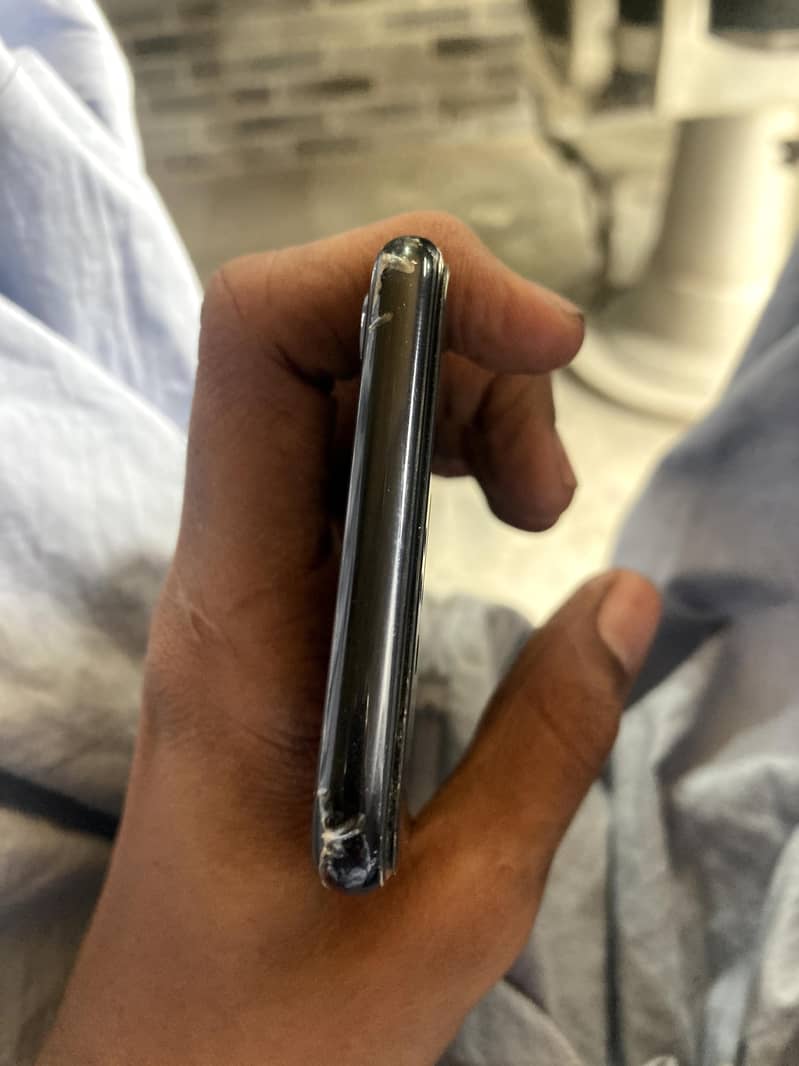 Apple iPhone SE 3