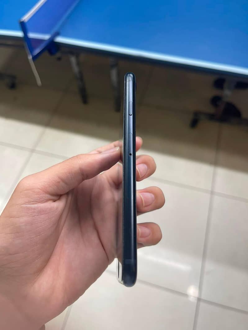 Apple iPhone SE 4