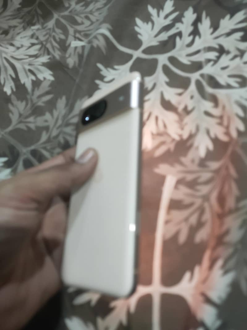 Google Pixel 8 1