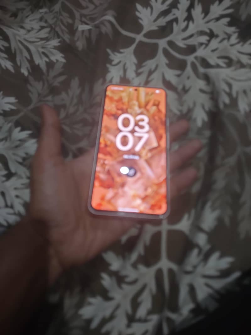 Google Pixel 8 2