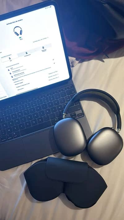 Apple AirPods Max 2 USB-C – Excellent Condition