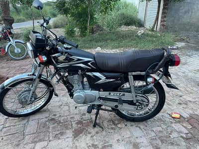 Honda CG 125 2025 Model | Excellent Condition | Neat & Clean