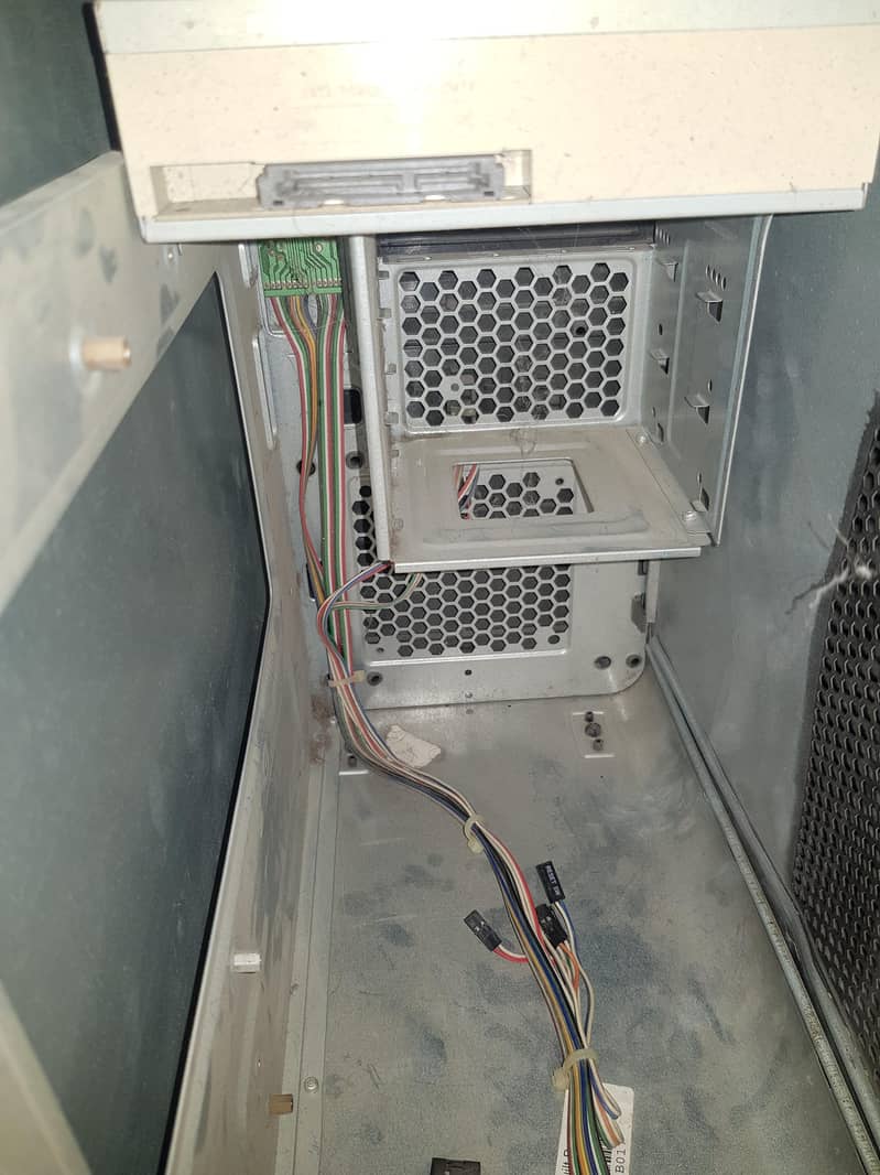 normal pc casing 5