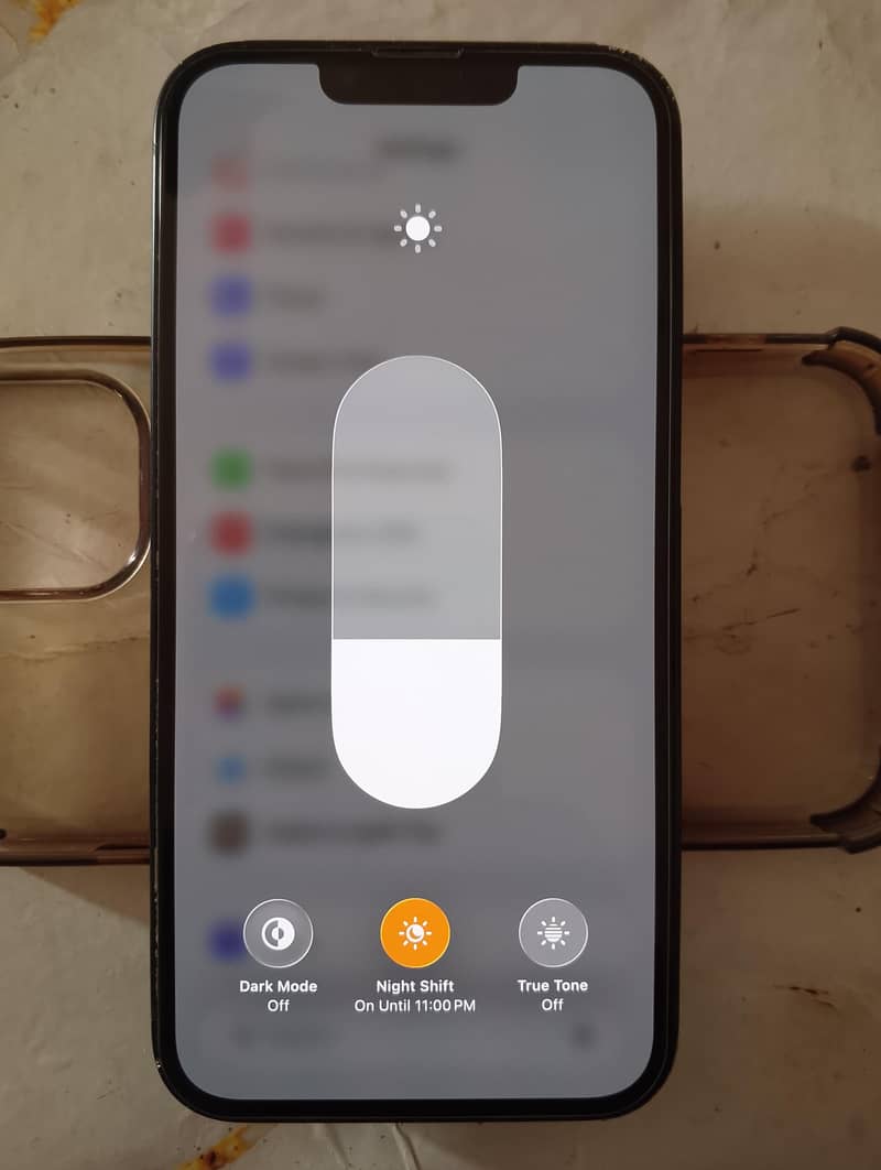 Apple iPhone 13 4
