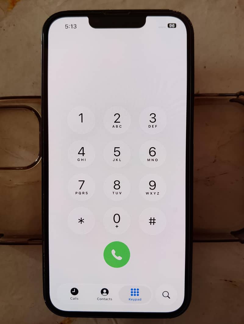 Apple iPhone 13 8