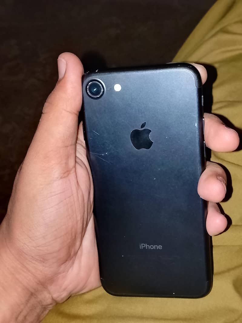 Apple iPhone 7 5