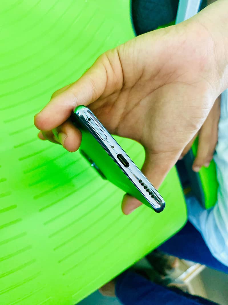 Tecno Spark 20 Pro Plus 0