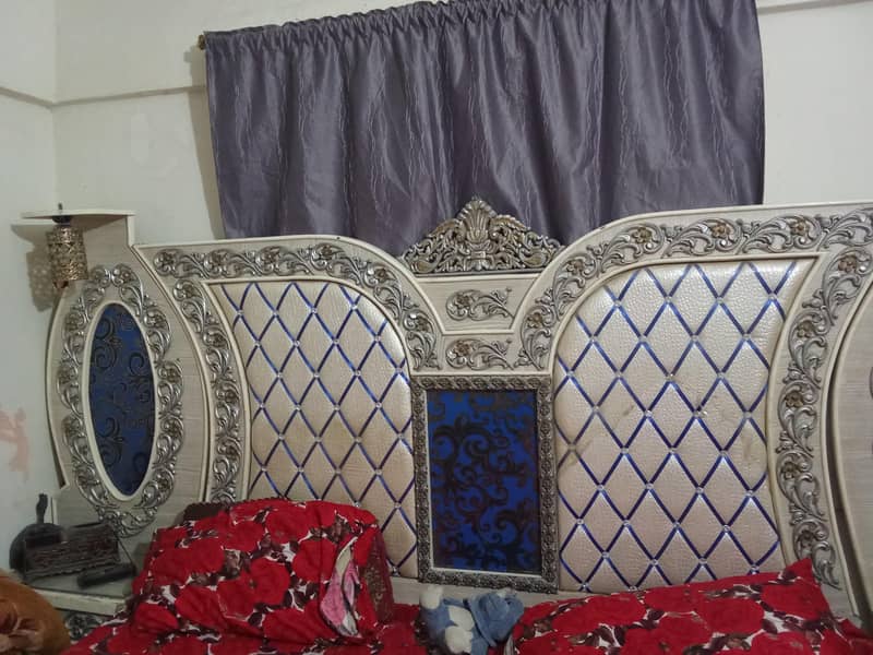 Bedroom set 0