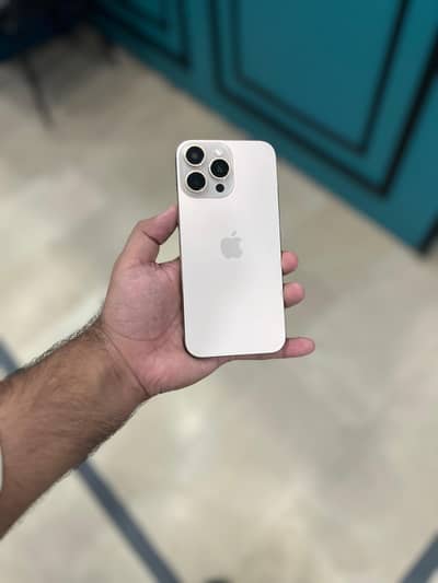 Apple iPhone 16 Pro Max