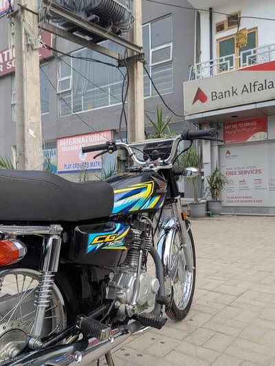 Honda CG 125 2026 black
