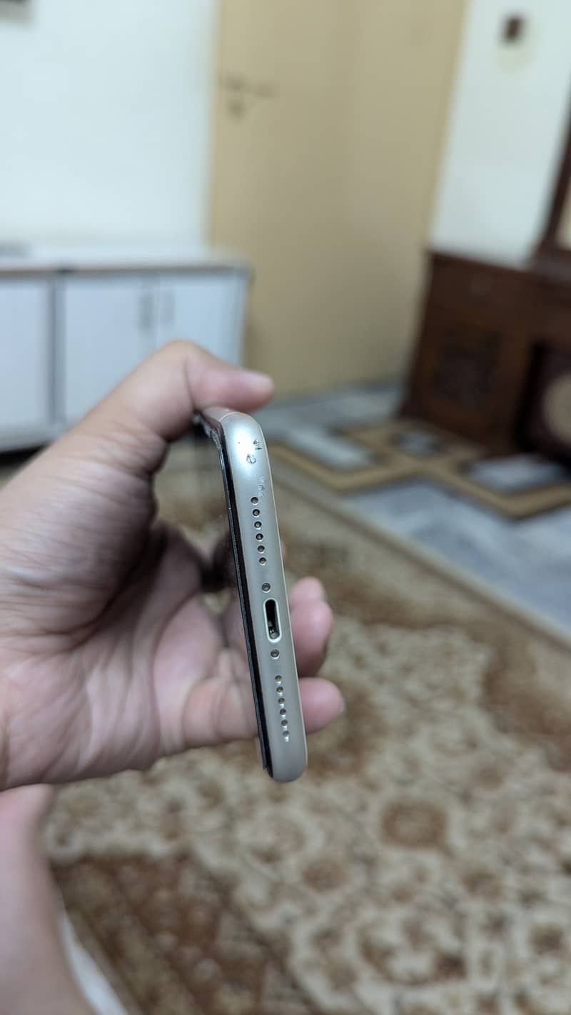 Apple iPhone 11 1
