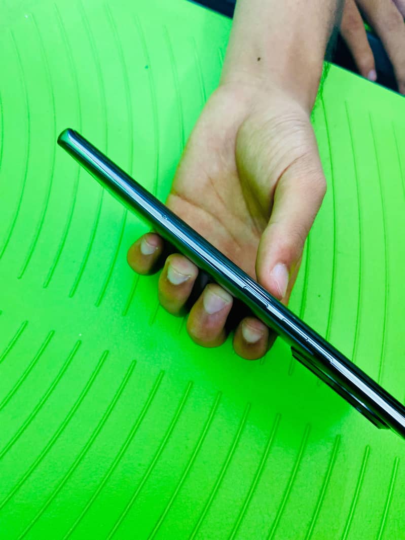 Tecno Spark 20 Pro Plus 0