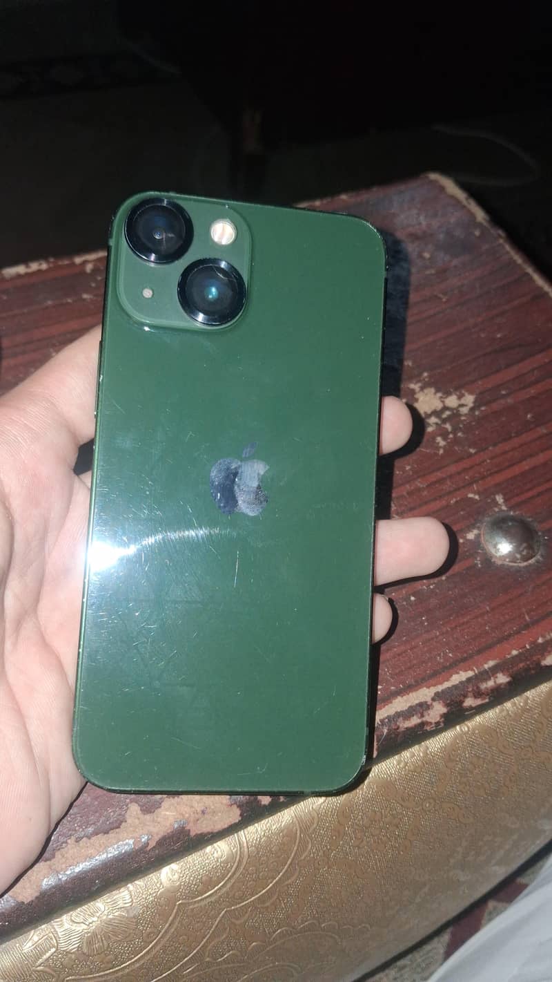 Apple iPhone 13 mini 1