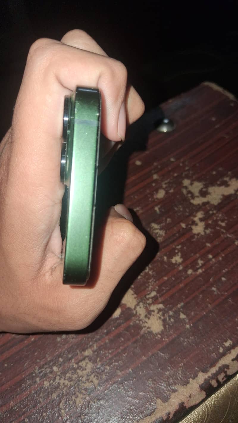 Apple iPhone 13 mini 5