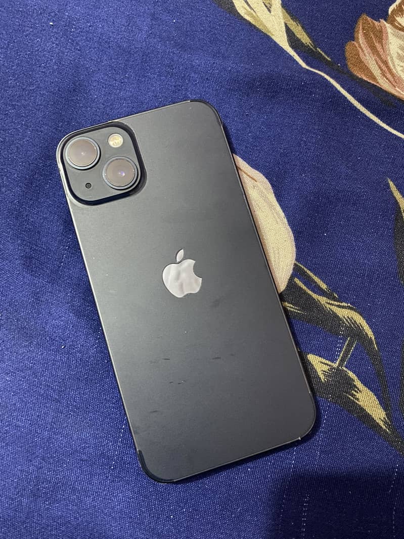Apple iPhone 13 0