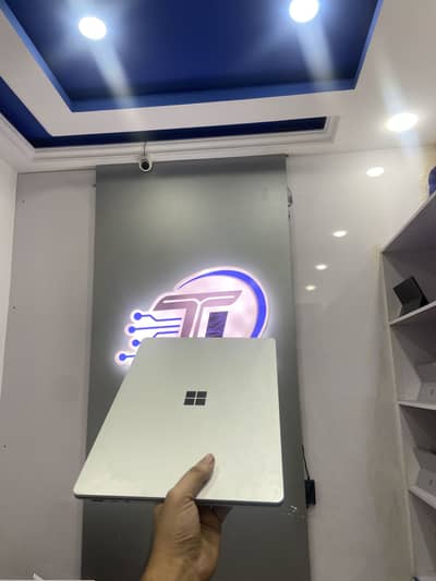 Surface Laptop 3 Core i5 Gen 10th 8GB 256GB Touch (03OO)(48OO)(1O7)