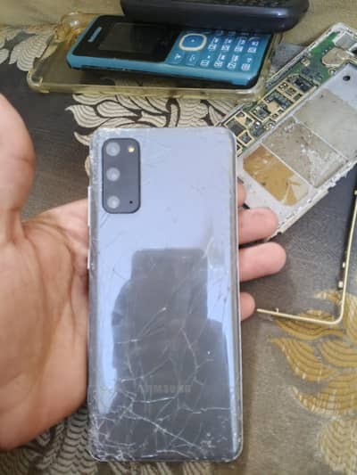 Samsung Mobile S20 exchange possible