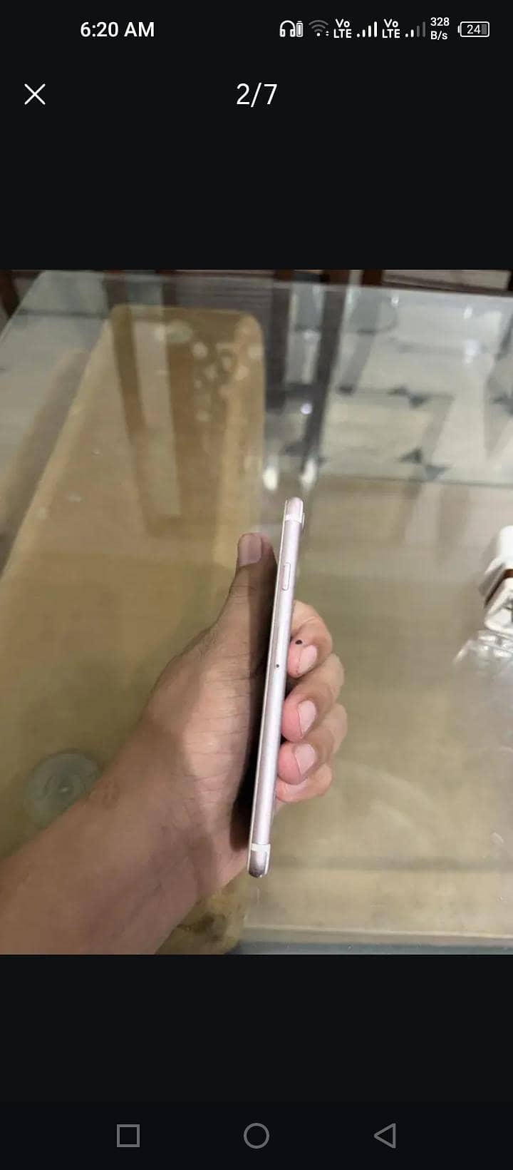 Apple iPhone 7 1