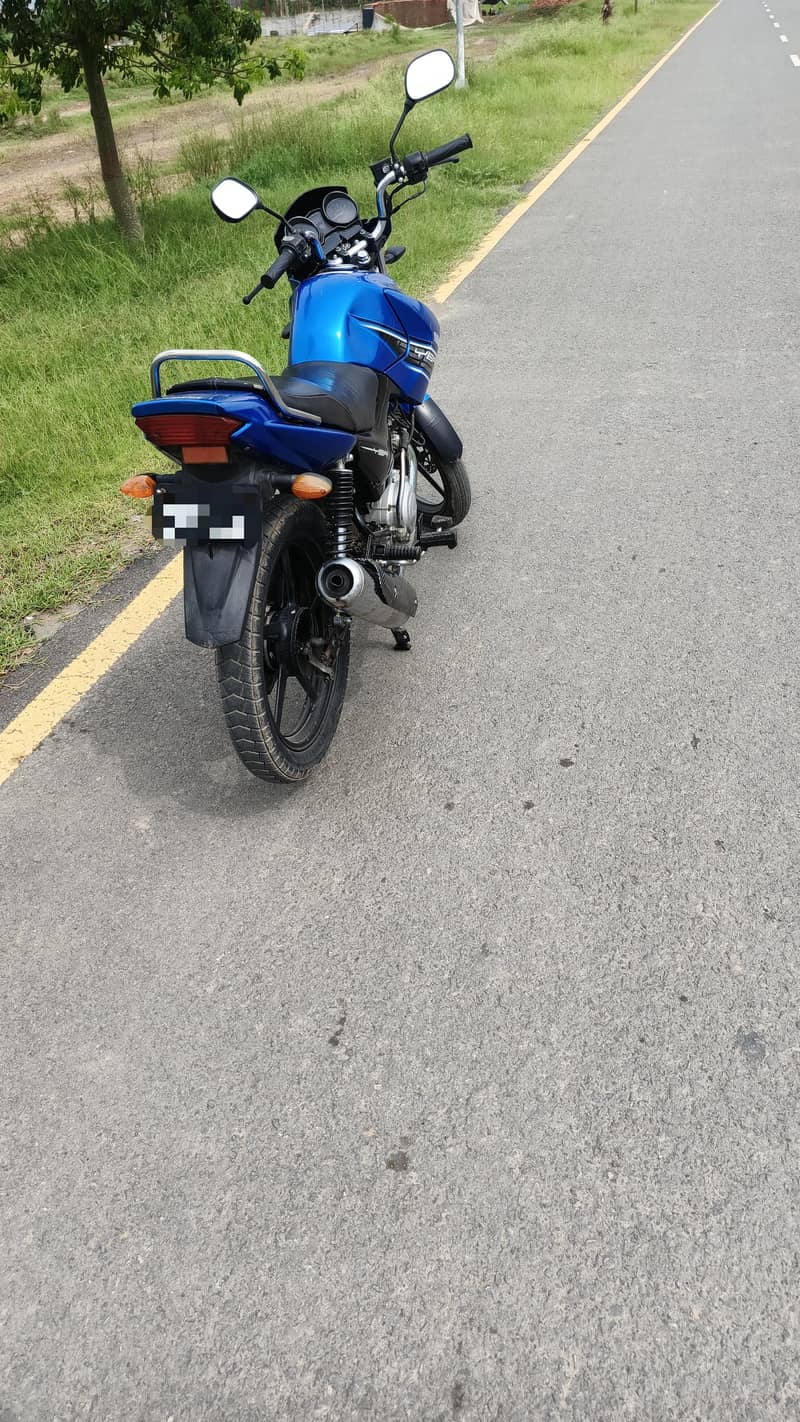 YBR 125 3