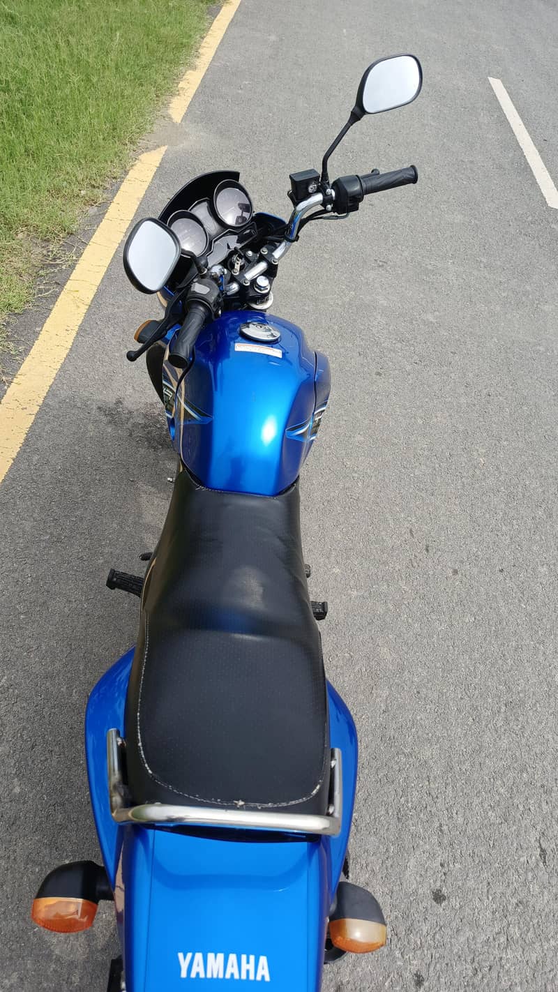 YBR 125 6