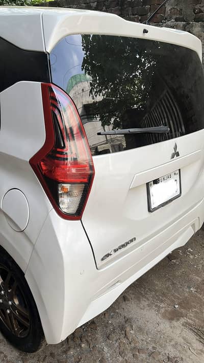Mitsubishi Ek Wagon 2025