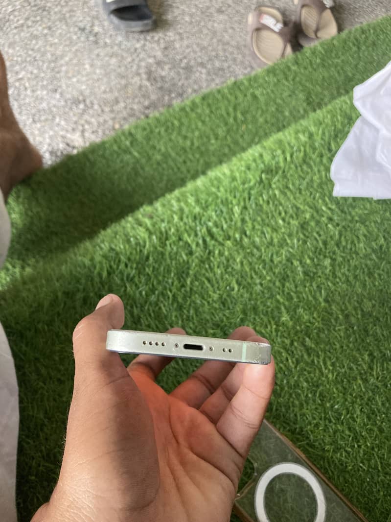 Apple iPhone 12 mini 1