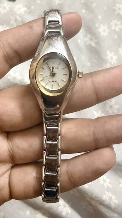 Gucci Vintage Ladies Watch – Quartz