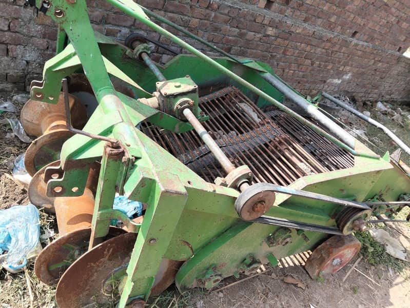digger potato 1