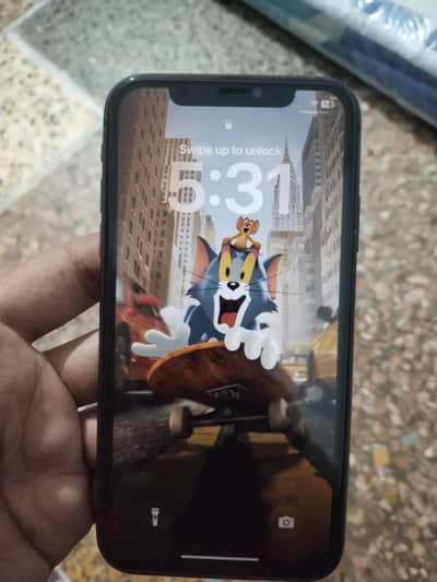 Apple iPhone 11