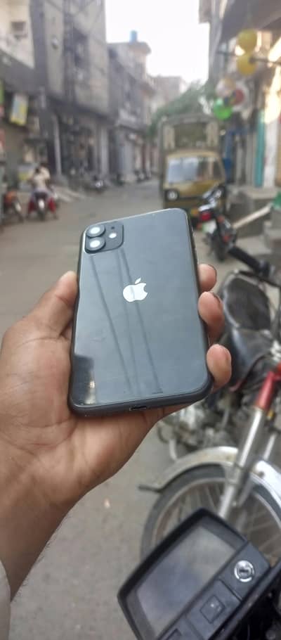 Apple iPhone 11