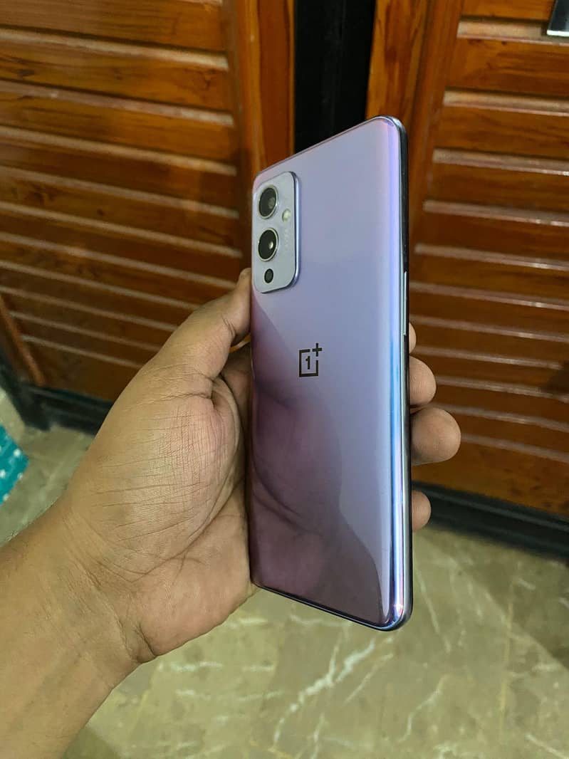 One Plus 9 4