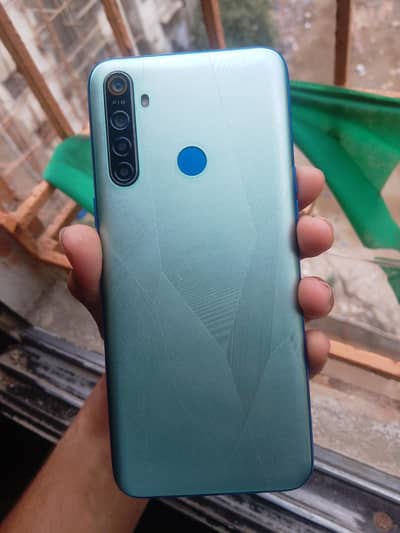 Realme 5 4/64 Final prixe no any problem just little shade on screen