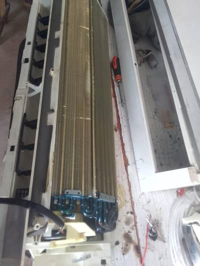 Expert AC & Refrigerator Services at Your Doorstep