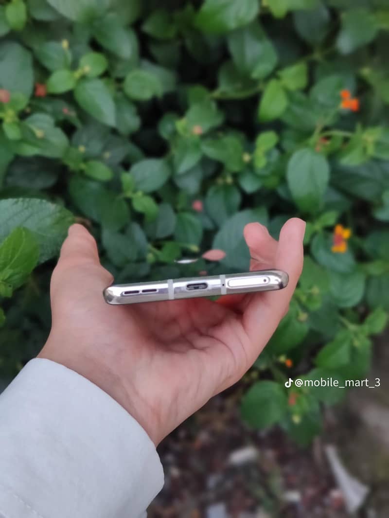 One Plus 8 1