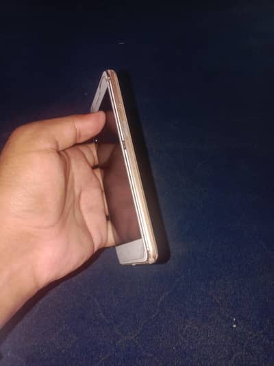 OPPO A37