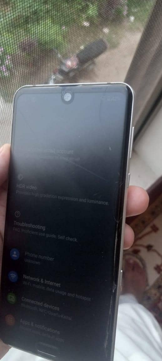sharp aquos R3 1